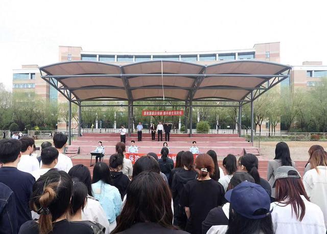 黑龙江省市场监管局进院校宣传打击传销